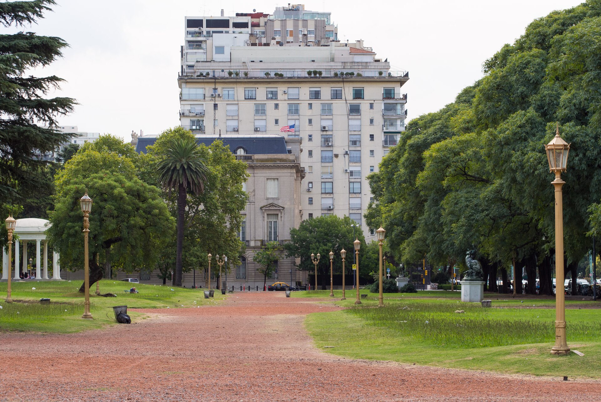 Vista de la Plaza Intendente Seeber en Palermo