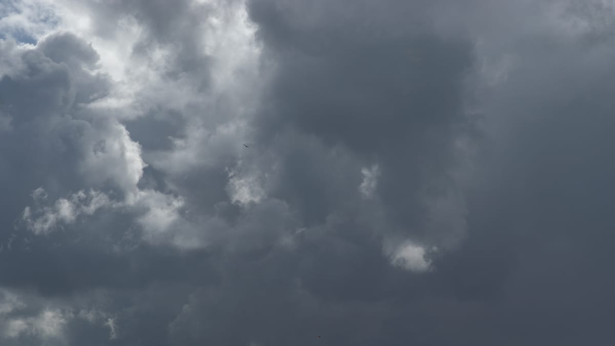 Nubes de tormenta sobre Mar Chiquita en Argentina
