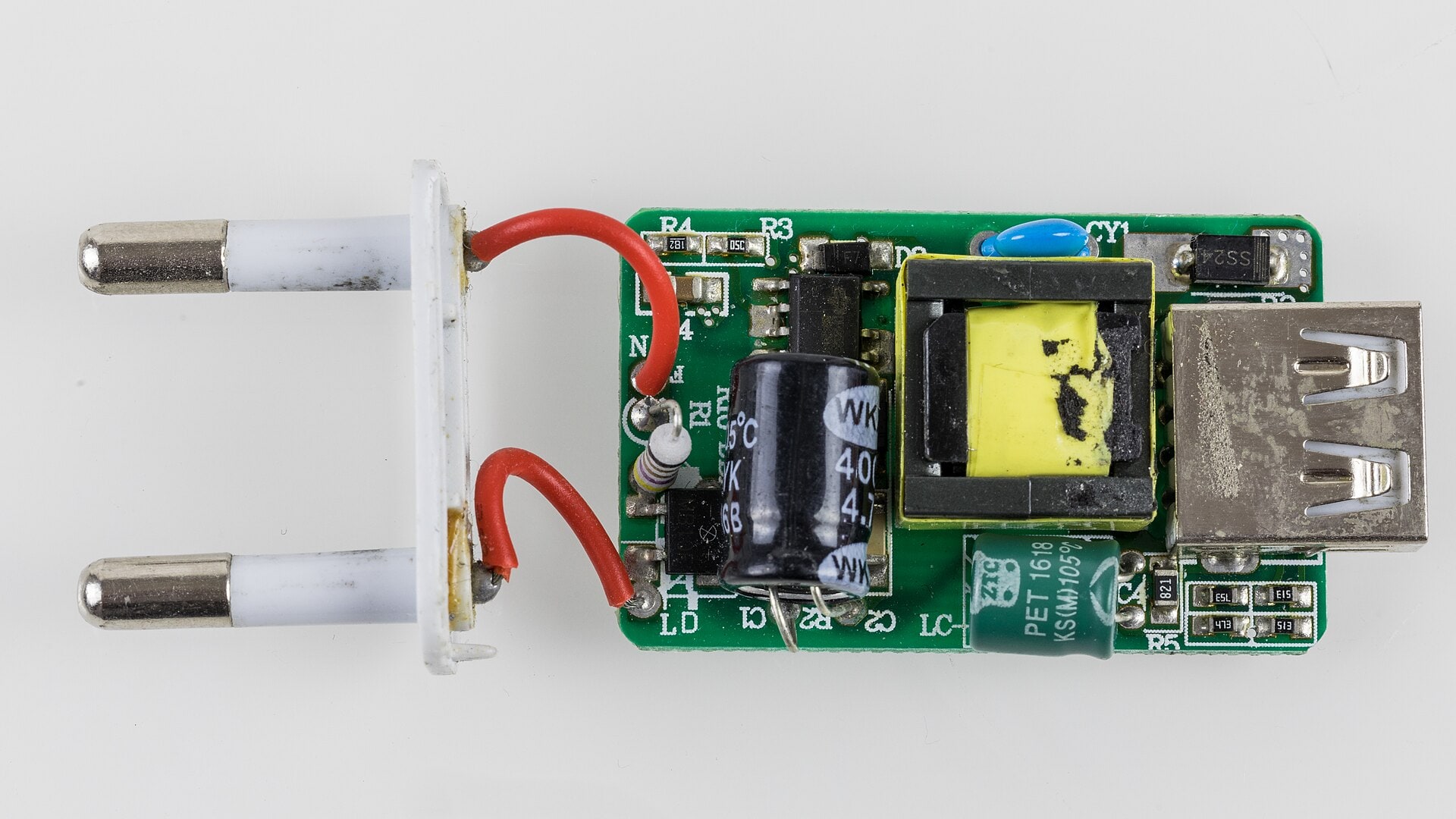 Adaptador de corriente USB