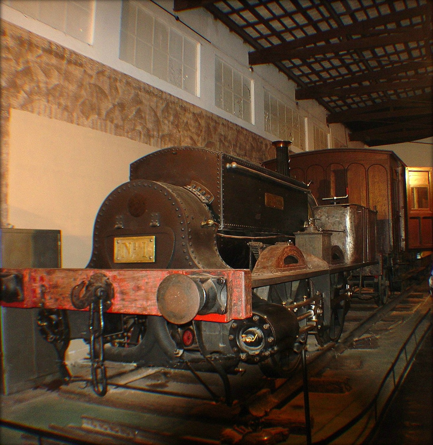 Locomotora La Porteña exhibida en el Complejo Museográfico de Luján
