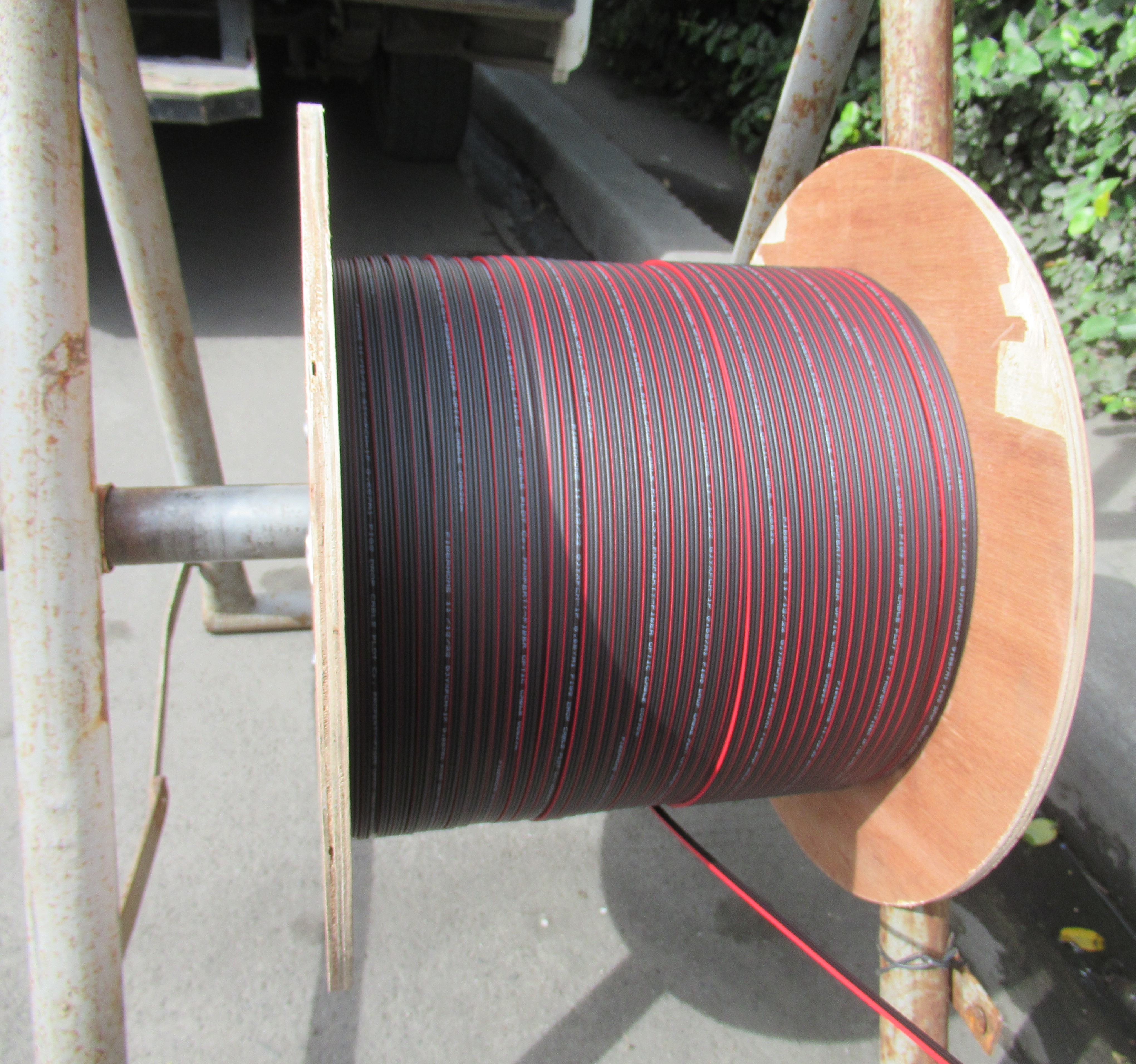 Conjunto de cables de fibra óptica