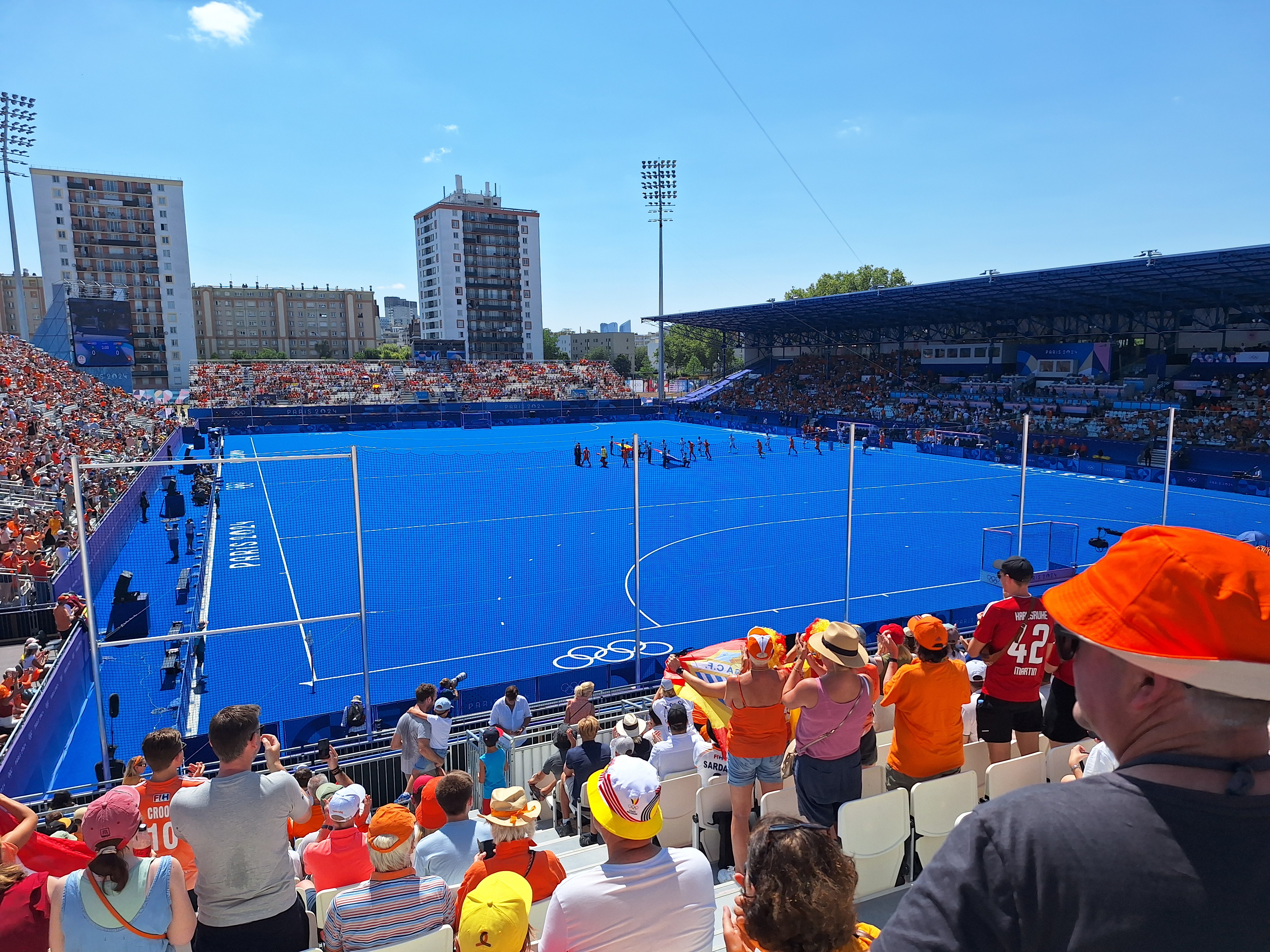 España enfrenta a Países Bajos en hockey masculino