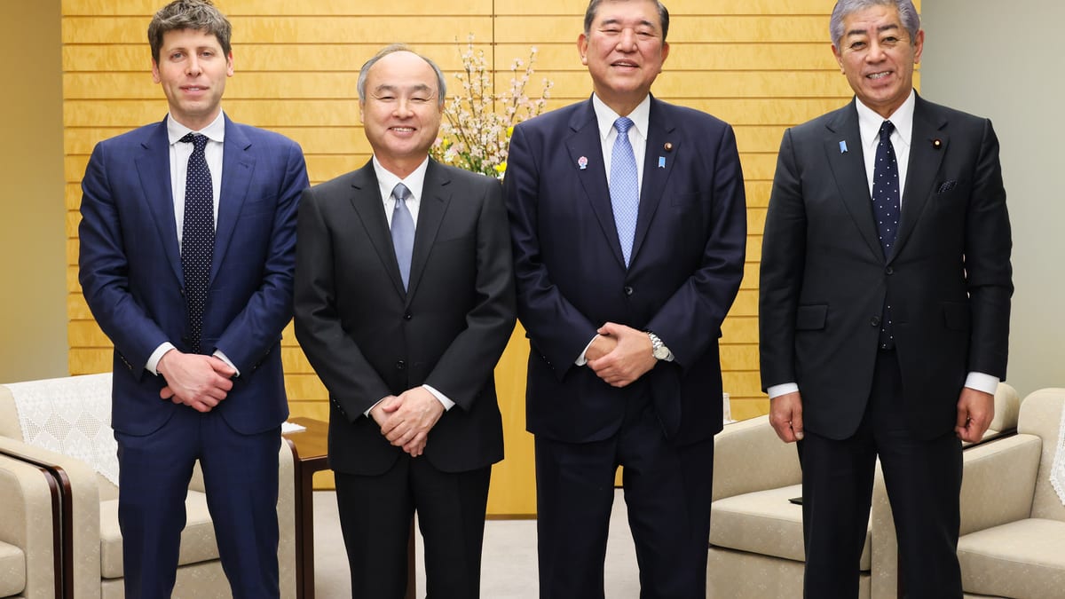 Reunión con Sam Altman y Masayoshi Son en febrero de 2025. Foto de archivo; no corresponde al lanzamiento de Astra.