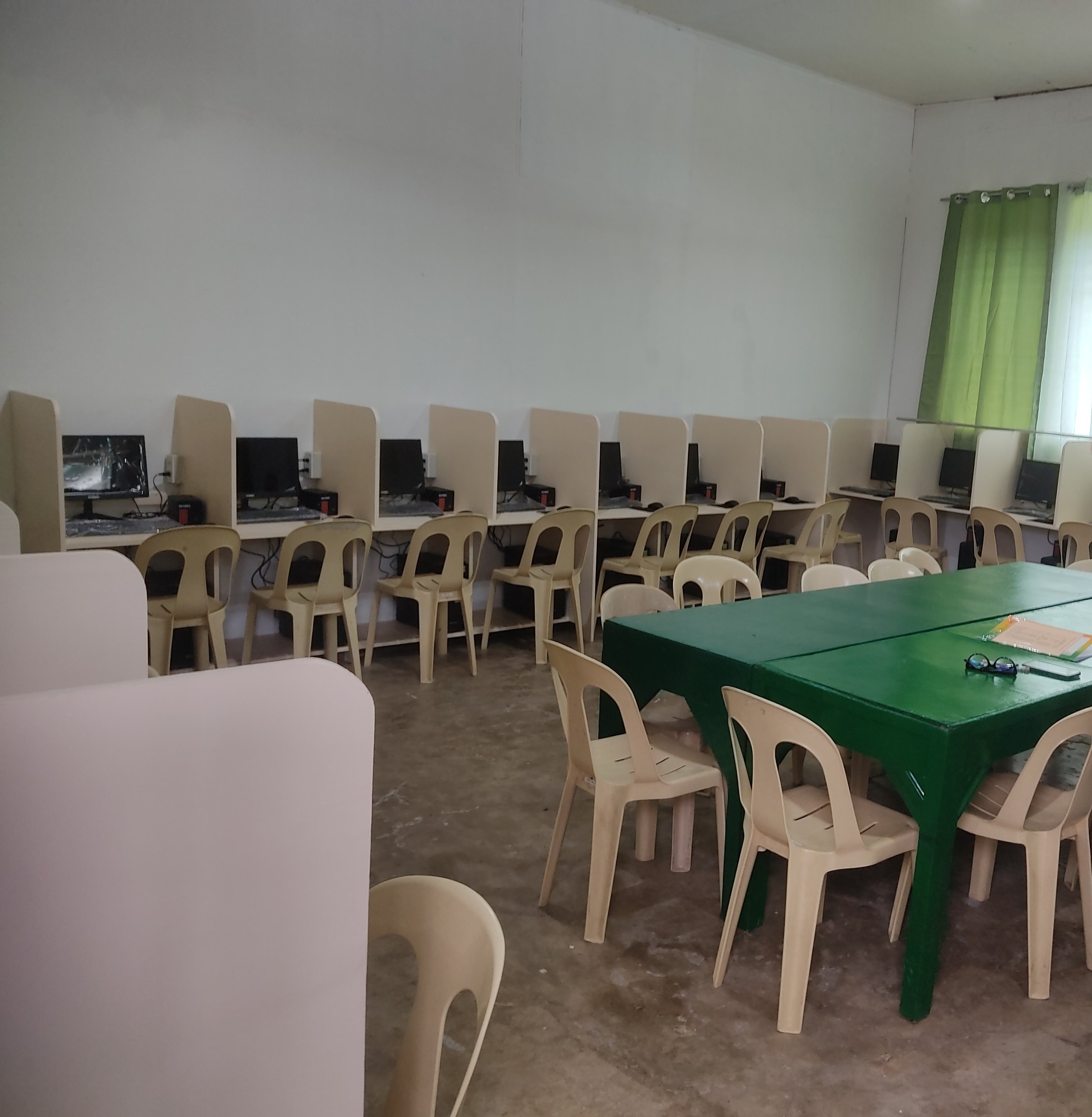 school computer laboratory