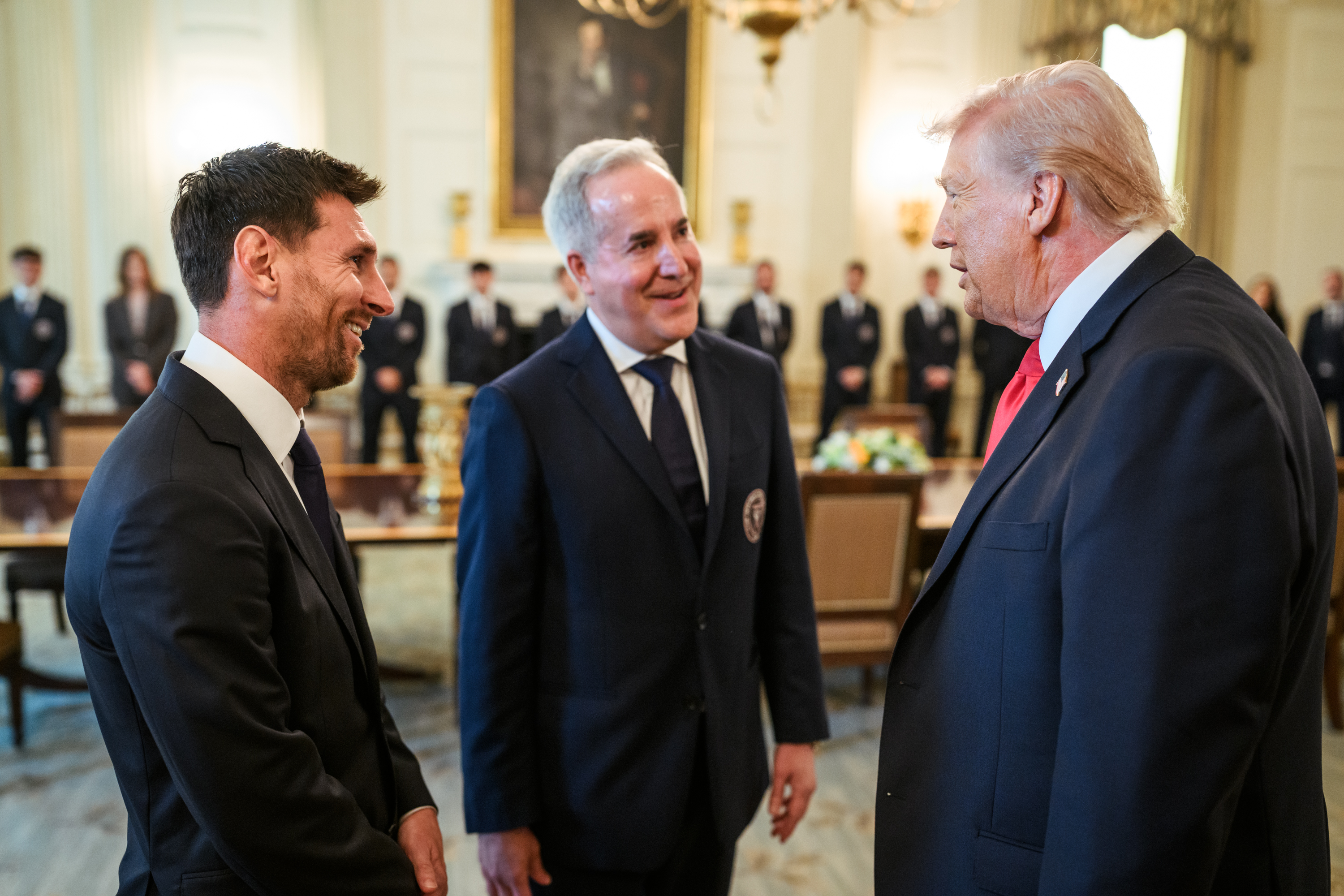 Plantel de Inter Miami durante una visita institucional en 2026