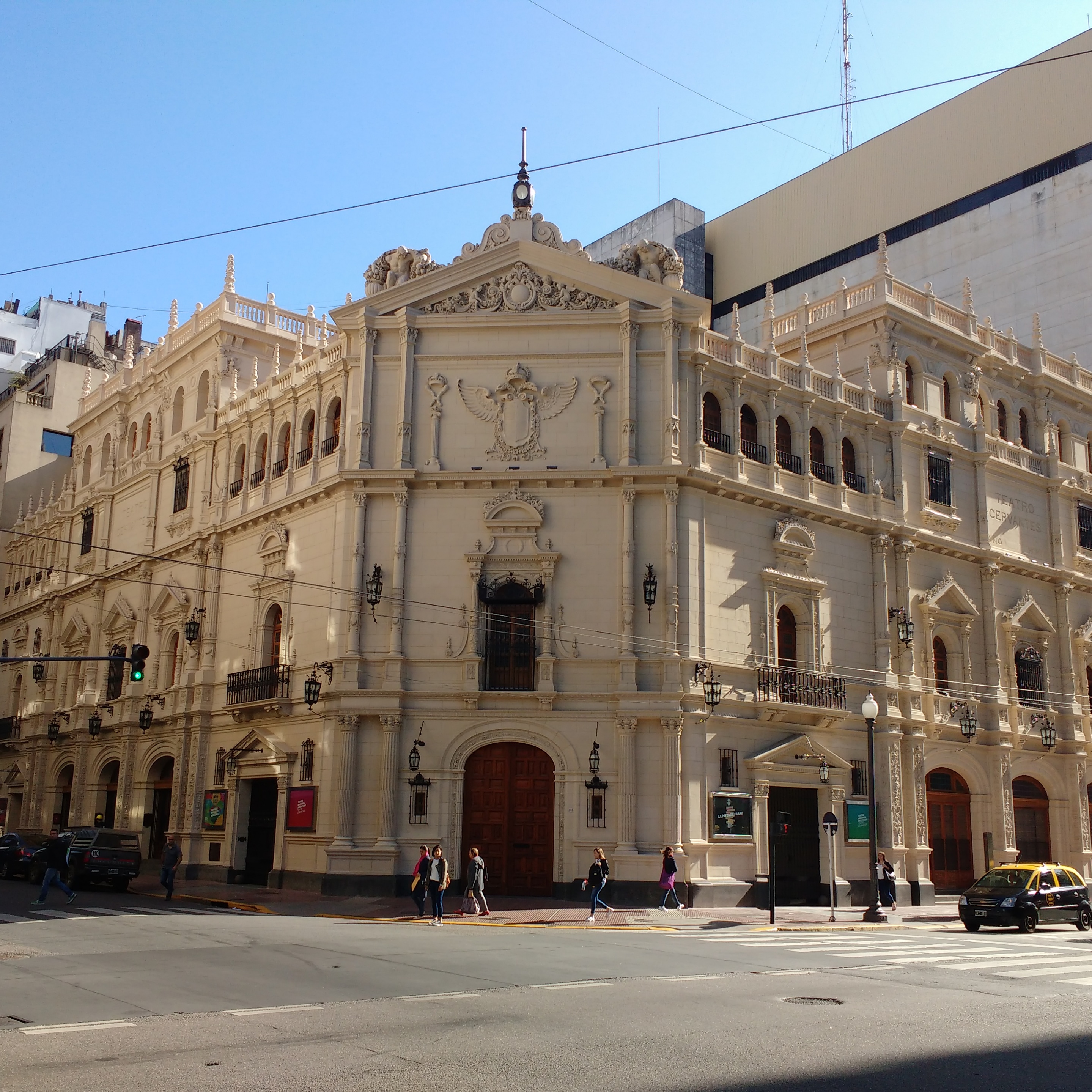 Fachada del Teatro Nacional Cervantes