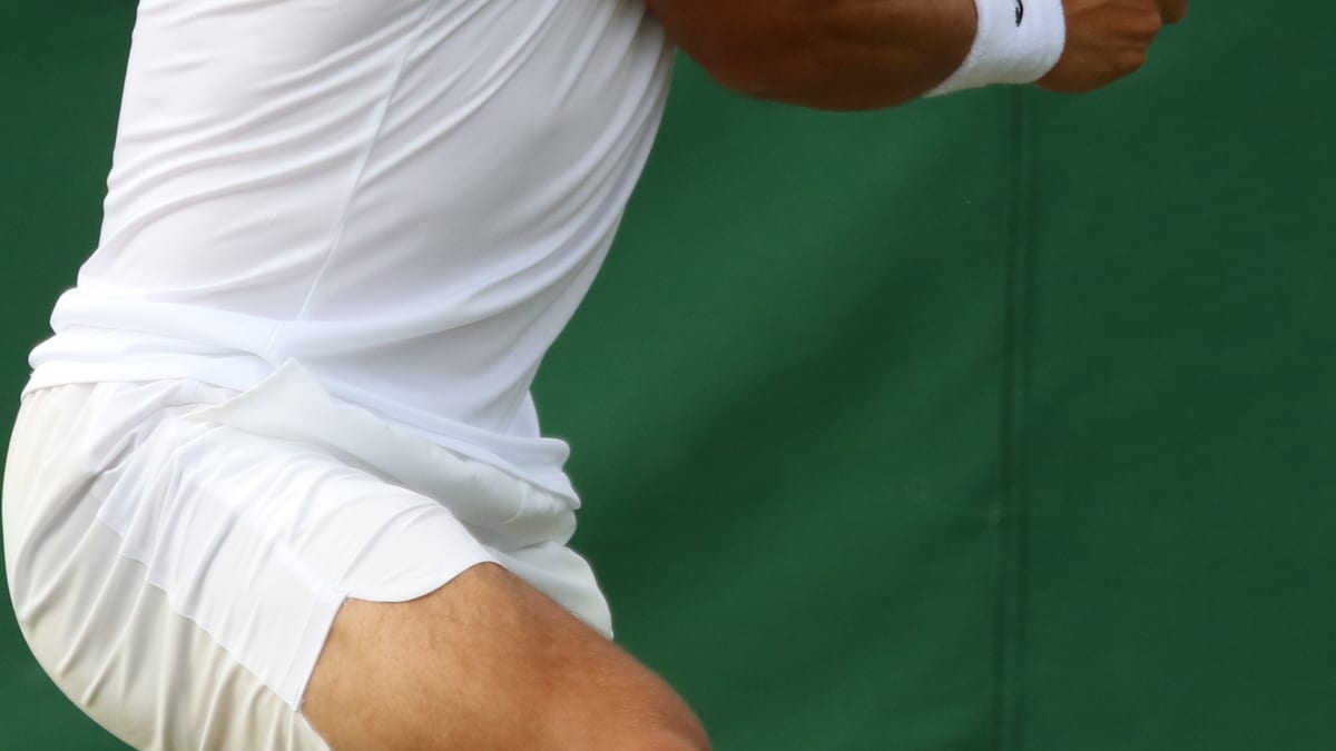Mariano Navone durante un partido de tenis