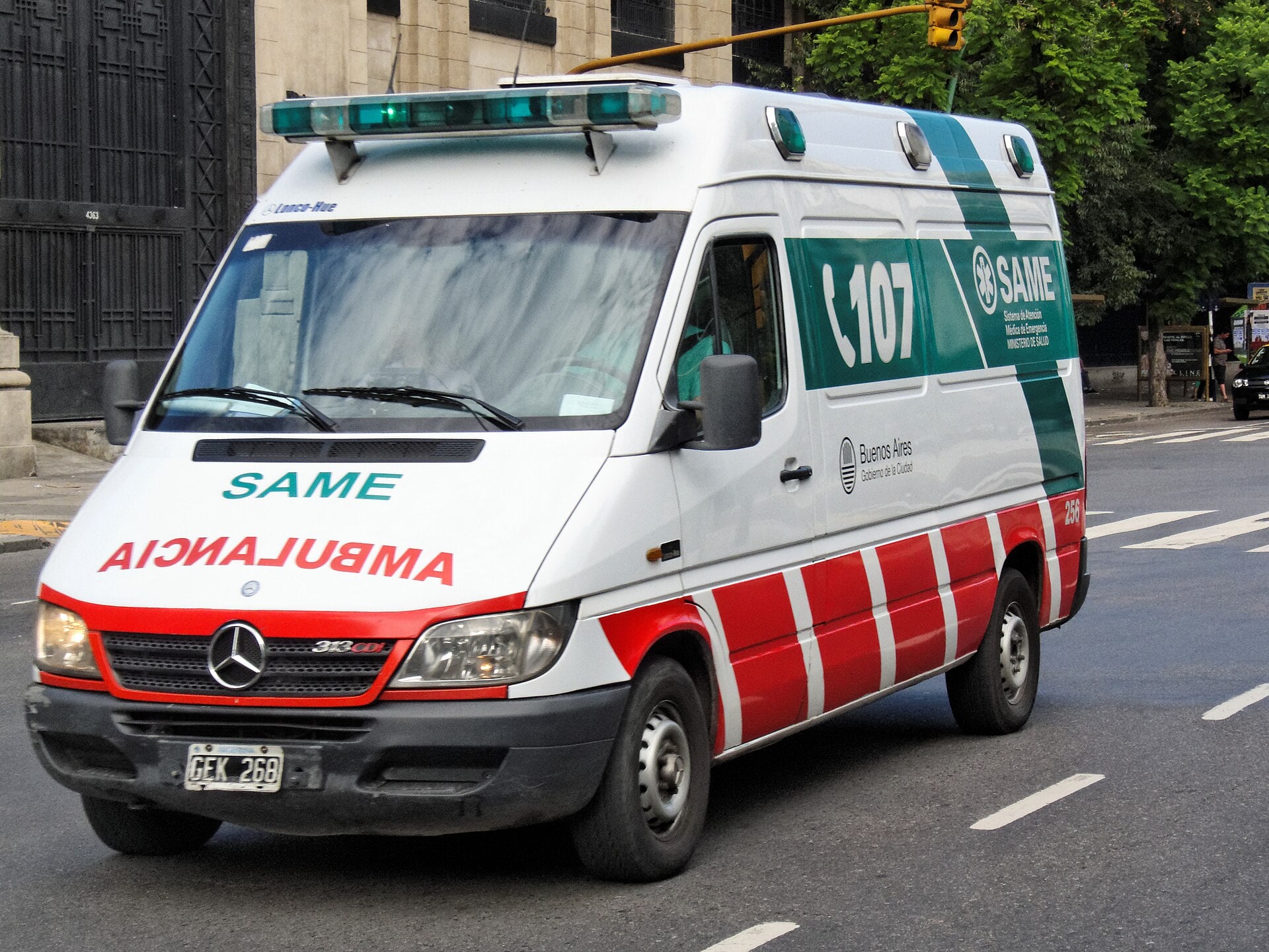 Ambulancia preparada para una emergencia médica