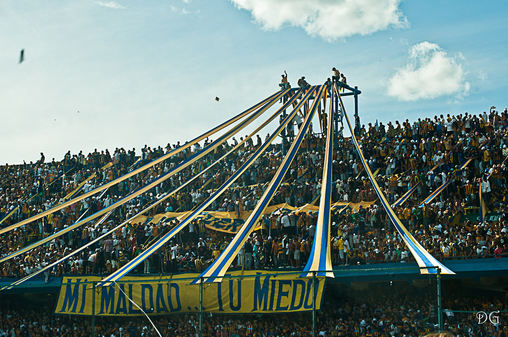 Hinchada de Rosario Central en las tribunas