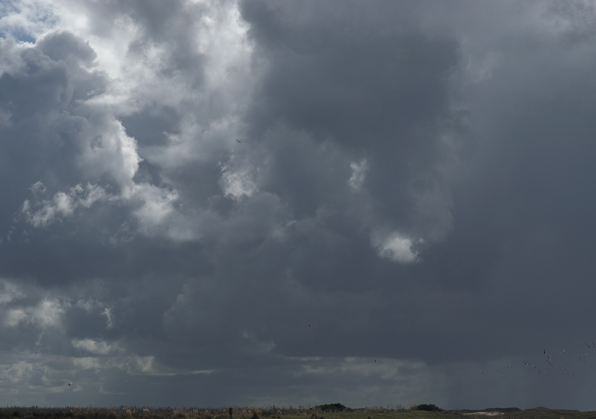 Nubes oscuras sobre Mar Chiquita