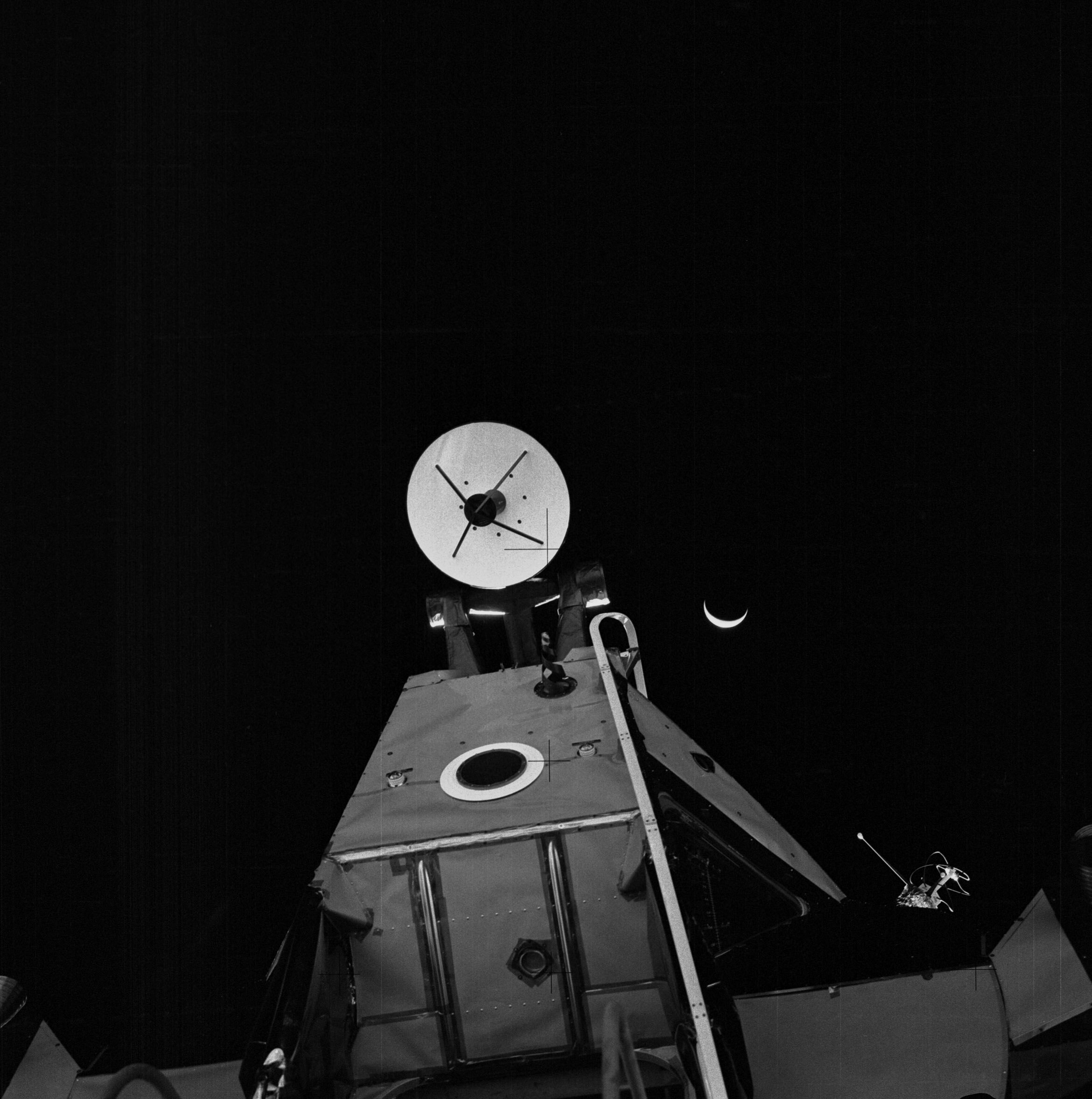 Venus crescent telescope